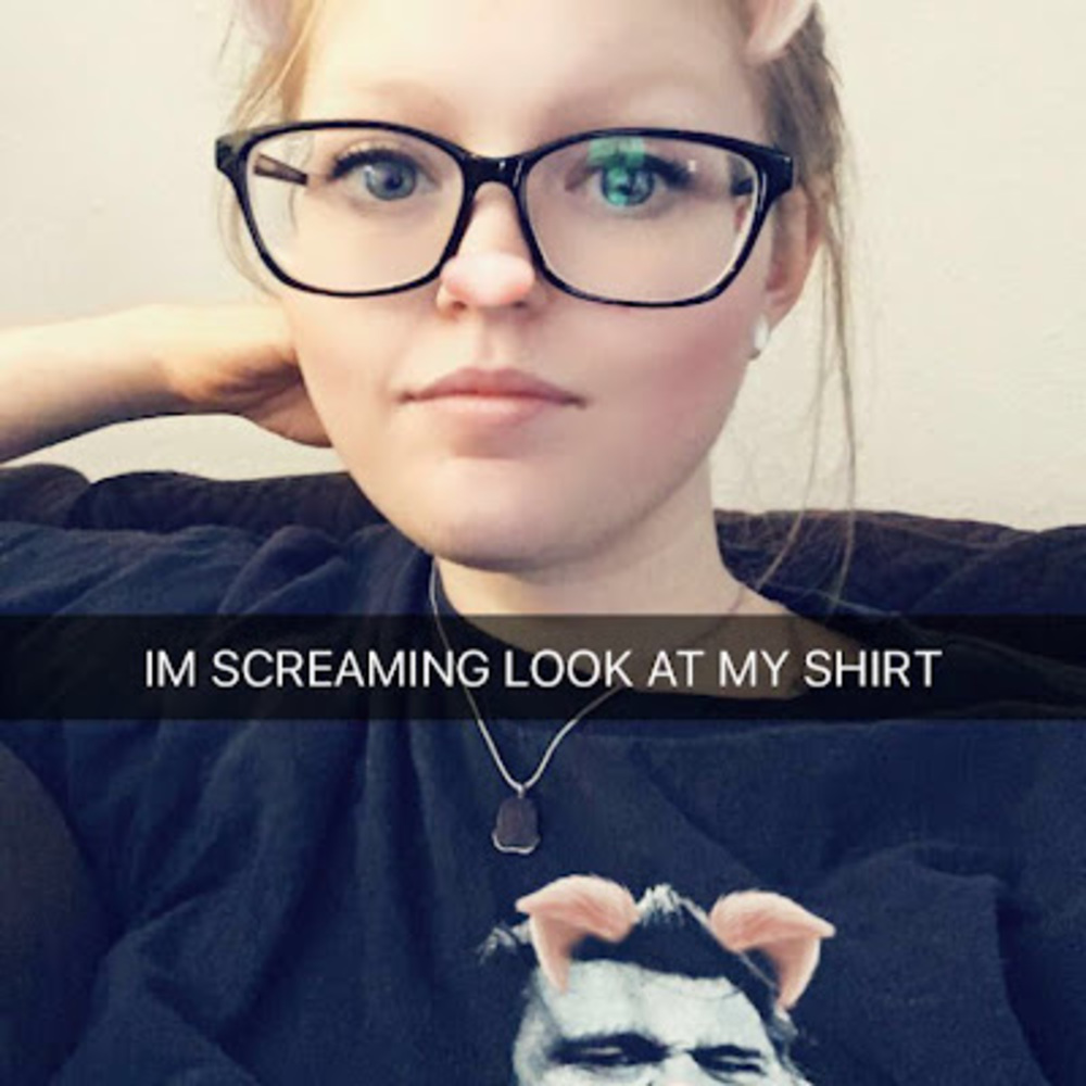 Meet your Posher, Courtney